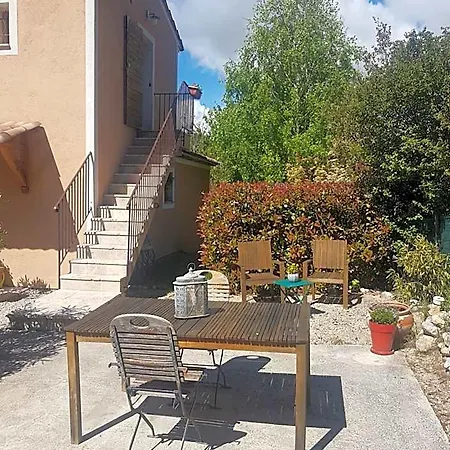 Bed and breakfast Les Lauriers Indépendante Avec Terrasse Privée 3*