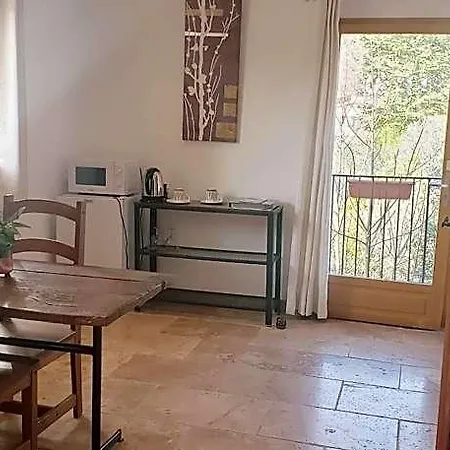 Bed and breakfast Les Lauriers Indépendante Avec Terrasse Privée